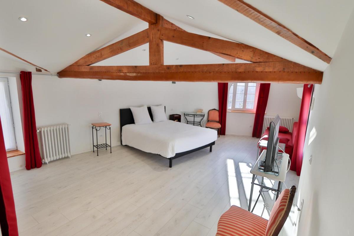 Le Relais Basque Bed & Breakfast Hagetmau Exterior photo