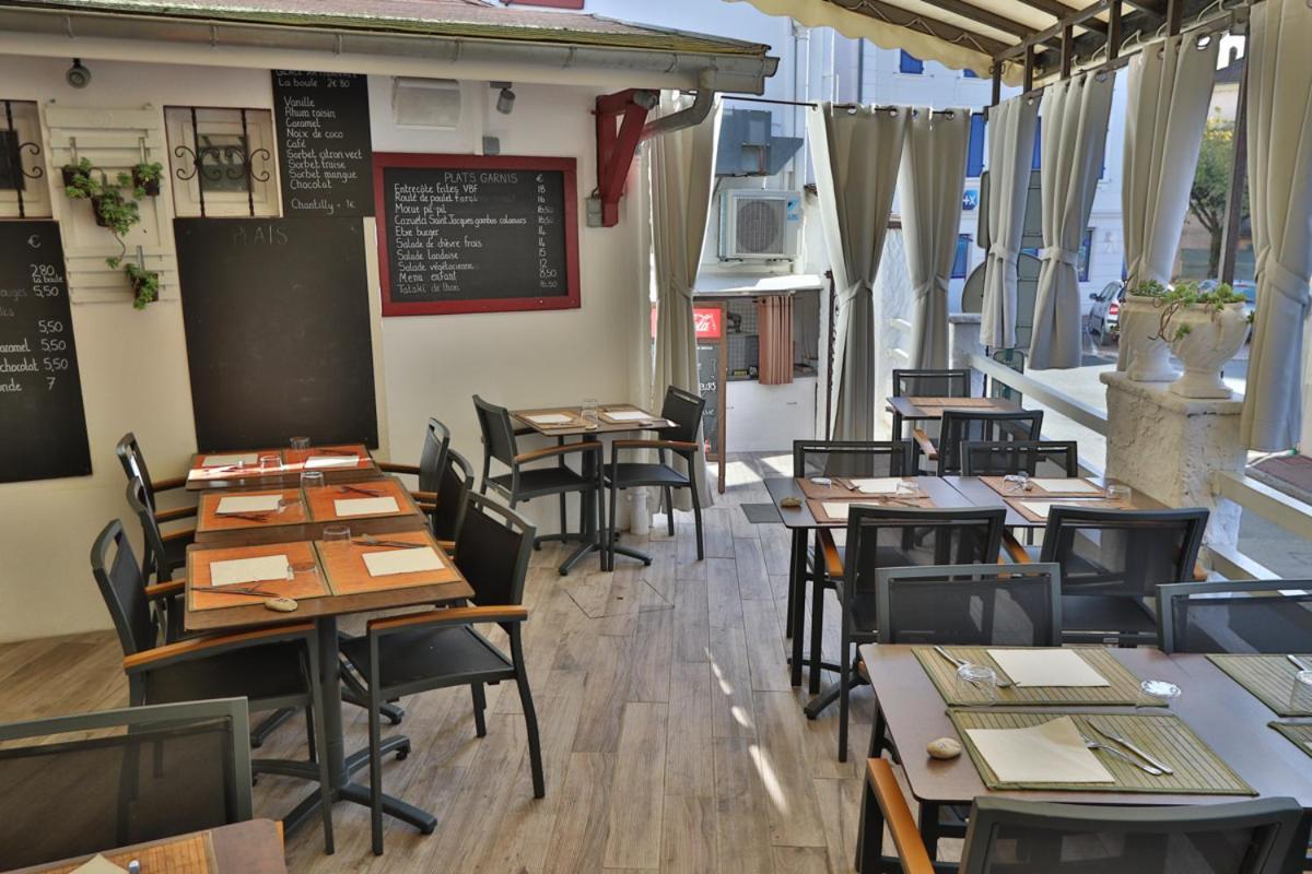 Le Relais Basque Bed & Breakfast Hagetmau Exterior photo